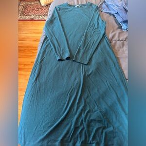 Time and Tru super soft mid calf length ribbed dress in size xl